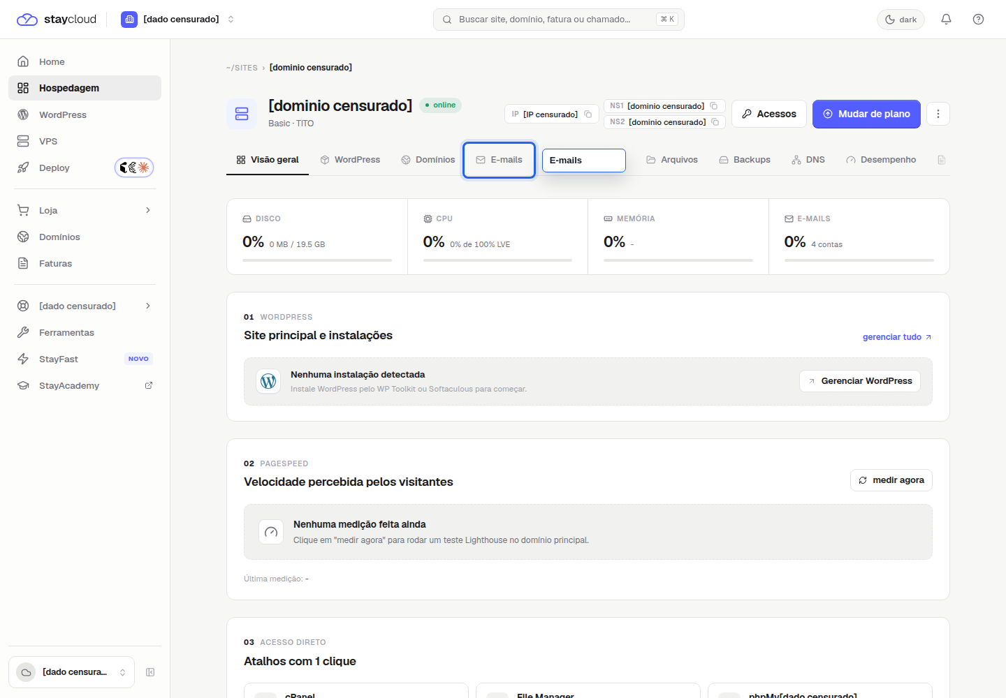 Aba E-mails no Painel Novo da StayCloud para acessar o Webmail StayCloud